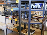 Metalen rekken - afbeelding 1 van  3
