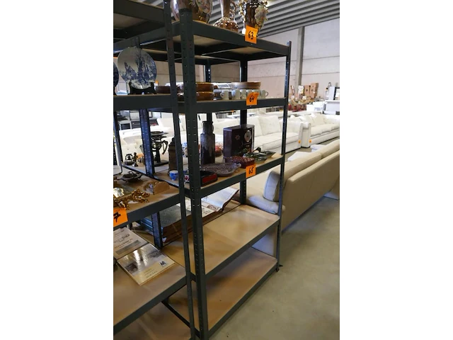 Metalen rekken - afbeelding 3 van  3
