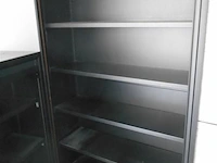 Metalen roldeurkast - afbeelding 1 van  2