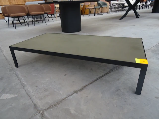 Metalen salontafel - afbeelding 1 van  3