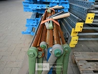 Metalen schraag + partij handslingers - afbeelding 4 van  5