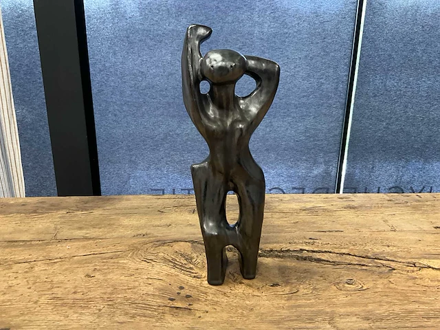 Metalen sculptuur perignem - afbeelding 1 van  3