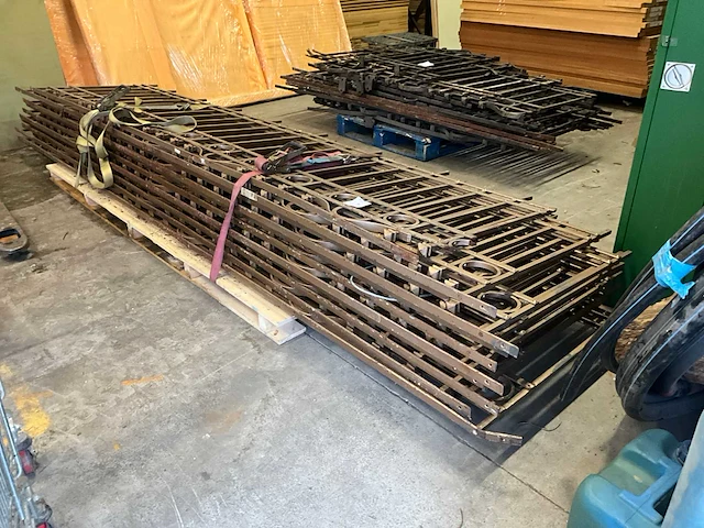 Metalen sierhek (12x) - afbeelding 1 van  9