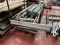 Metalen stapelbok met draagarmstelling - afbeelding 4 van  4