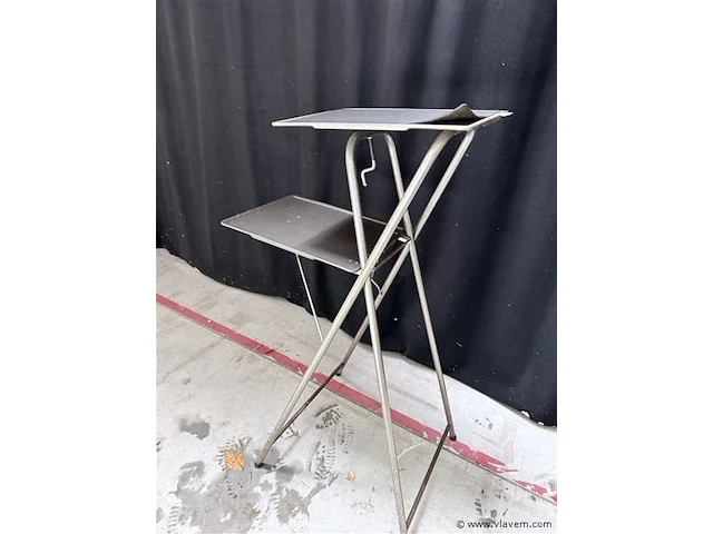 Metalen statief voor projector - afbeelding 2 van  4