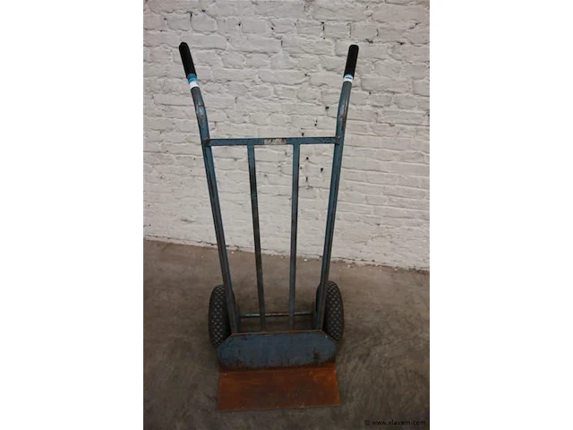 Metalen steekkarretje - afbeelding 1 van  1