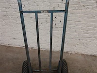 Metalen steekkarretje