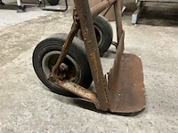 Metalen steekwagen - afbeelding 2 van  2