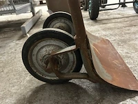 Metalen steekwagen - afbeelding 2 van  2