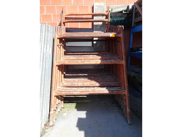 Metalen stelling - afbeelding 1 van  3