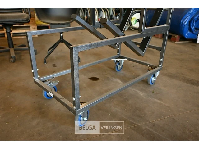 Metalen stoelenkar - afbeelding 5 van  6