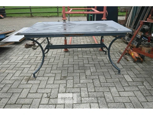 Metalen tafel met arduinen blad - afbeelding 2 van  4