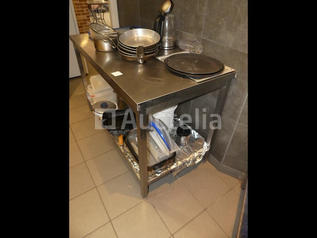 Metalen tafel met dubbele roestvrijstalen plank - afbeelding 4 van  4