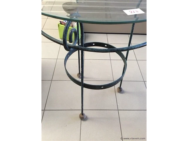 Metalen tafel met glas - afbeelding 2 van  3