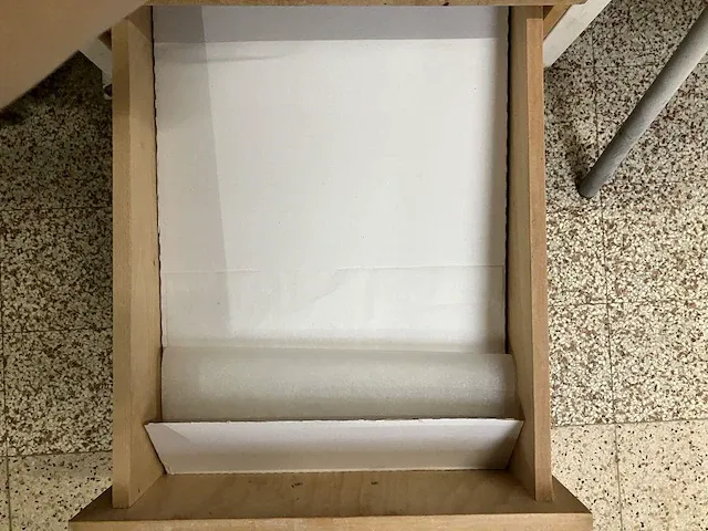 Metalen tafel - afbeelding 4 van  7