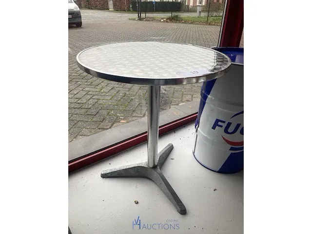 Metalen tafel - afbeelding 2 van  5