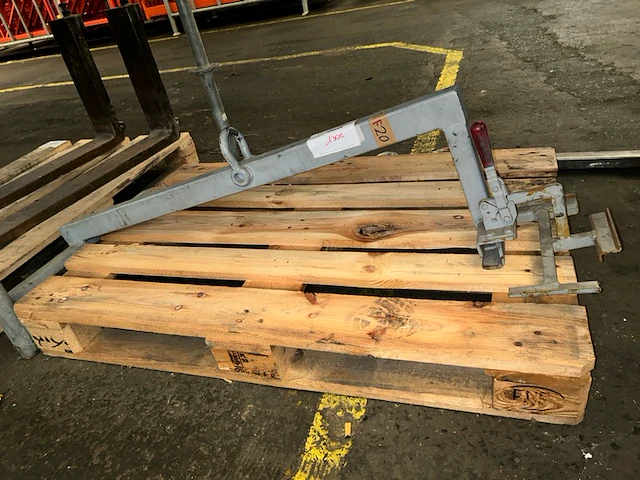 Metalen toestel - afbeelding 1 van  4