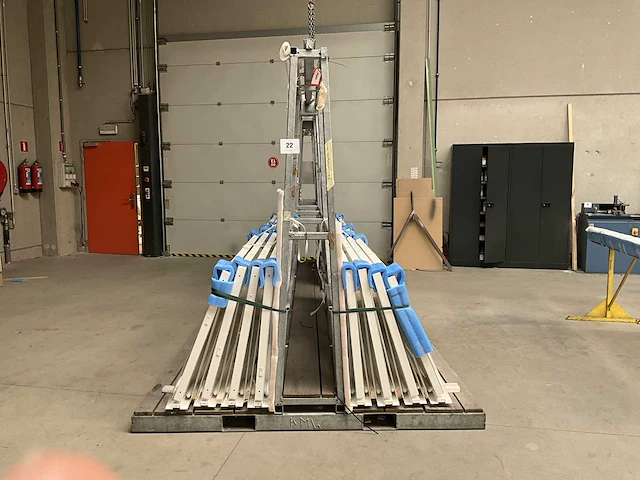 Metalen transportbok “kmw” - afbeelding 4 van  11
