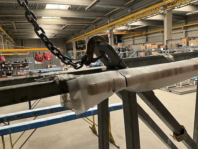 Metalen transportbok “kmw” - afbeelding 10 van  11