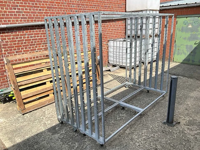 Metalen transportkar (x2) - afbeelding 1 van  7