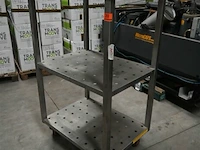 Metalen transportkar