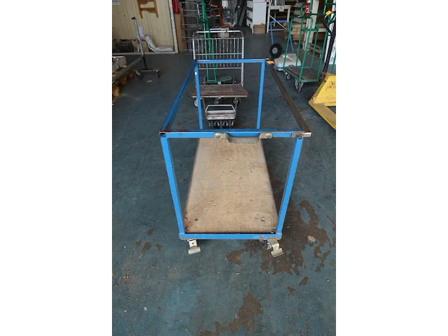 Metalen transportkar - afbeelding 2 van  3