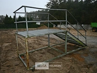 Metalen trap op wielen - afbeelding 4 van  8