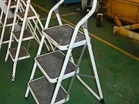 Metalen trapladder - afbeelding 2 van  4