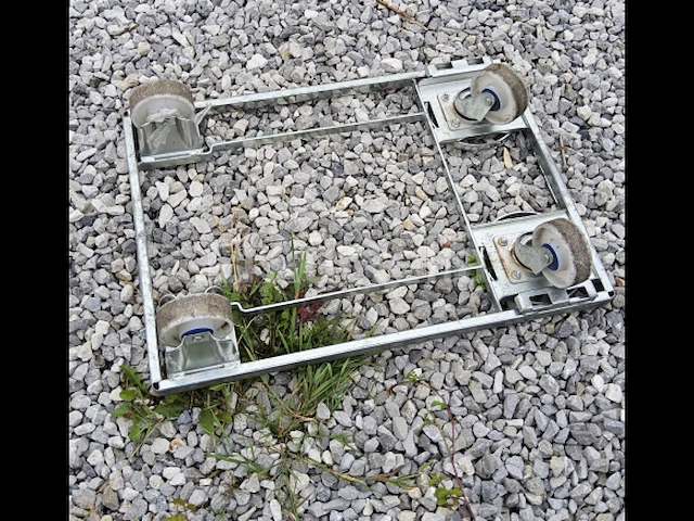 Metalen trolley - afbeelding 2 van  2