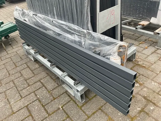 Metalen tuinomheining - afbeelding 4 van  5