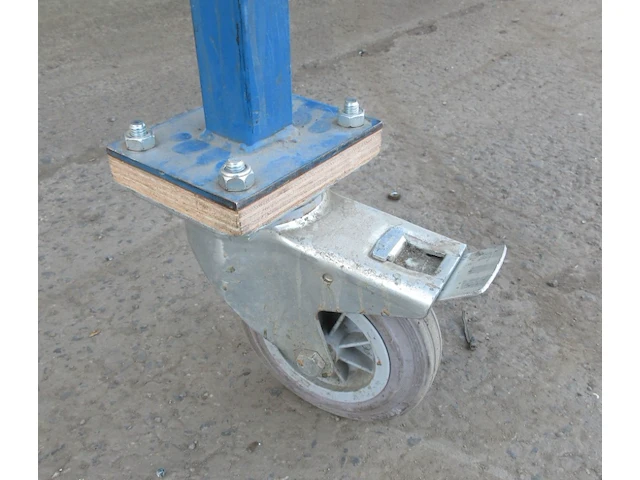 Metalen verrijdbare werktafel 200x160x93 cm hoog - afbeelding 3 van  3