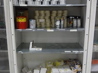 Metalen vitrinekast - afbeelding 2 van  9