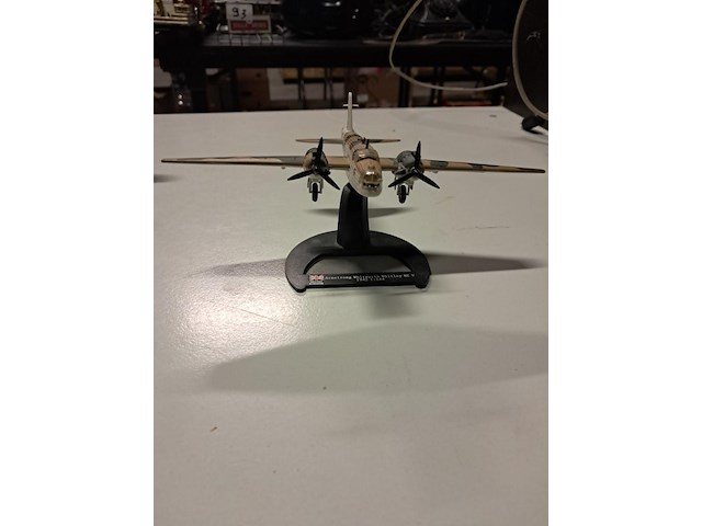 Metalen vliegtuig 2 stuks - afbeelding 1 van  10