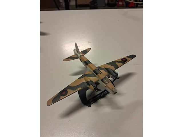 Metalen vliegtuig 2 stuks - afbeelding 4 van  10