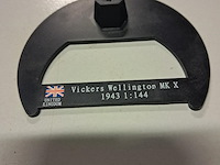 Metalen vliegtuig 2 stuks - afbeelding 3 van  10