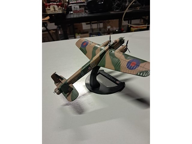 Metalen vliegtuig 2 stuks - afbeelding 5 van  10