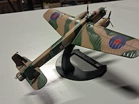 Metalen vliegtuig 2 stuks - afbeelding 5 van  10