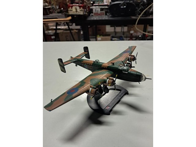 Metalen vliegtuig 2 stuks - afbeelding 9 van  10