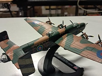 Metalen vliegtuig 2 stuks - afbeelding 10 van  10