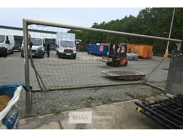 Metalen voetbaldoel - afbeelding 1 van  5