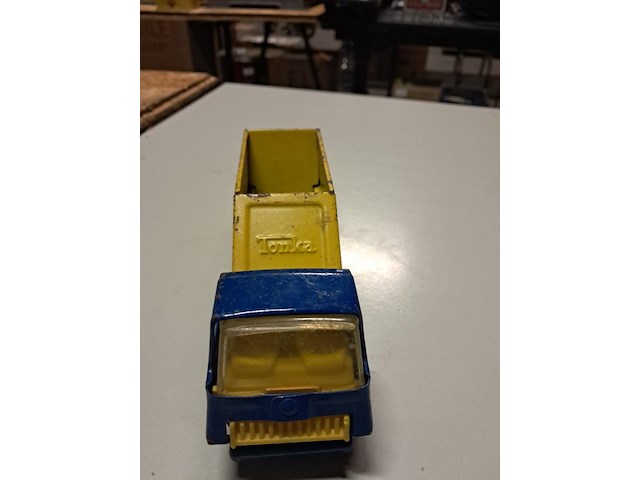 Metalen vrachtwagen tonka 2 stuks - afbeelding 2 van  8