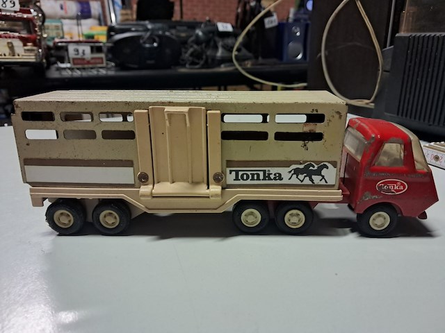 Metalen vrachtwagen tonka 2 stuks - afbeelding 4 van  8