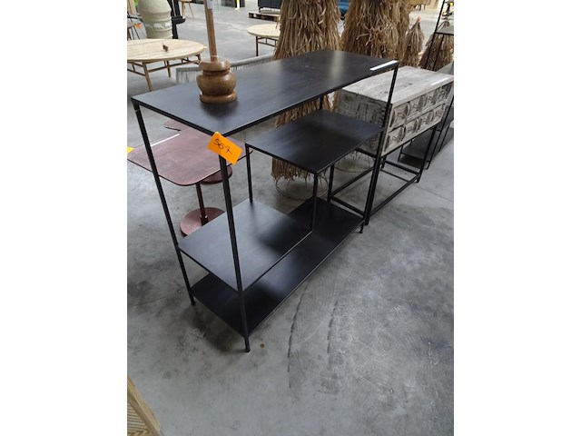 Metalen wandmeubel - afbeelding 2 van  2