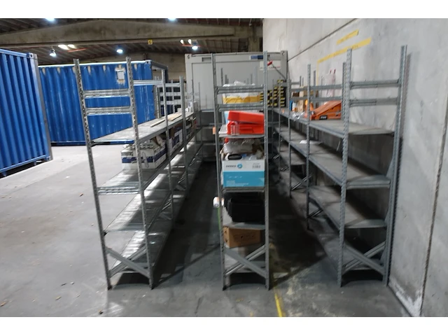 Metalen wandrekken - afbeelding 2 van  3