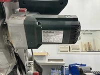 Metalen werkbank vv slijpmachine kinzo, afkortzaag metabo & bankschroef nn - afbeelding 12 van  20