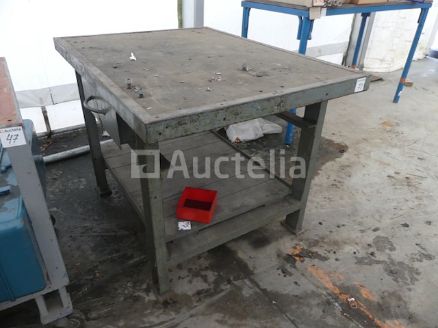Metalen werkbank - afbeelding 1 van  3