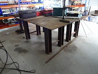Metalen werkbank - afbeelding 1 van  4