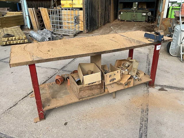 Metalen werkbank - afbeelding 1 van  8