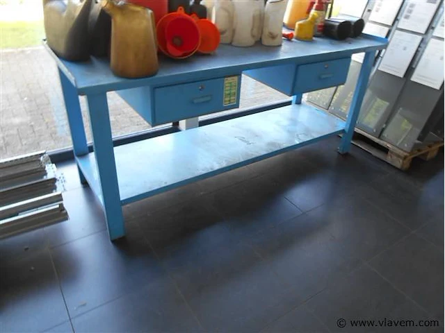 Metalen werktafel met 2 laden 200x70x87 - afbeelding 1 van  1