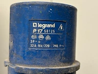 Metalen werktafel met inhoud - afbeelding 6 van  7